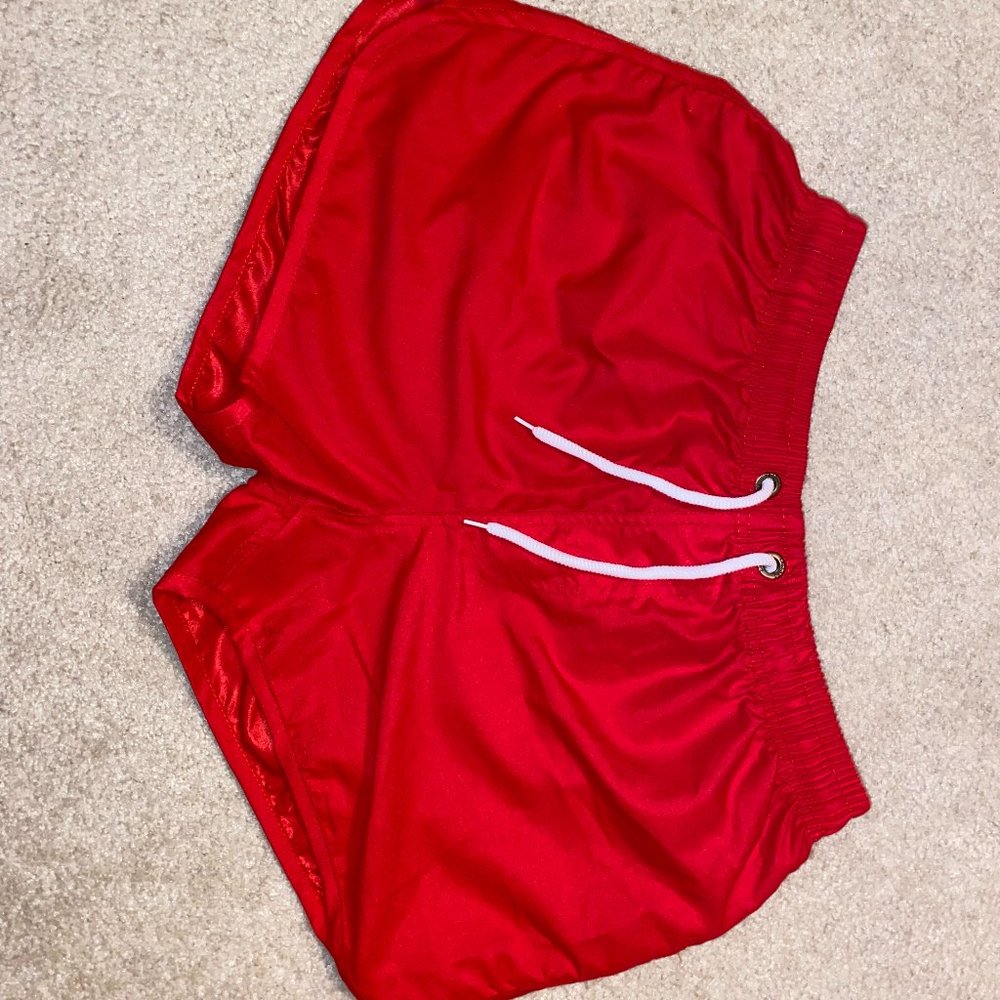 Eussieinq 3-set medium size dry-fit shorts